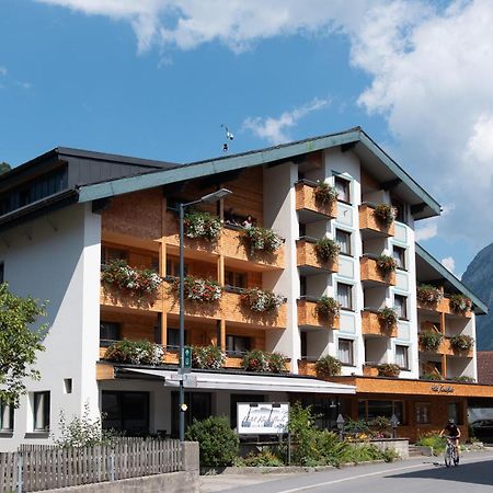 Hotel Kanisfluh ميلاو المظهر الخارجي الصورة