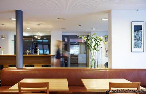 Hotel Kanisfluh ميلاو المطعم الصورة