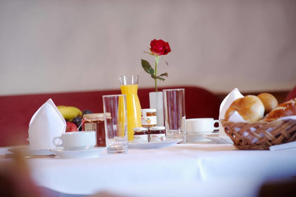 Hotel Kanisfluh ميلاو المظهر الخارجي الصورة